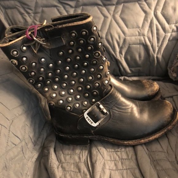 frye jenna disc boots